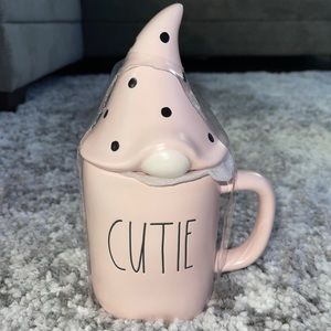 Rae Dunn gnome mug with topper
